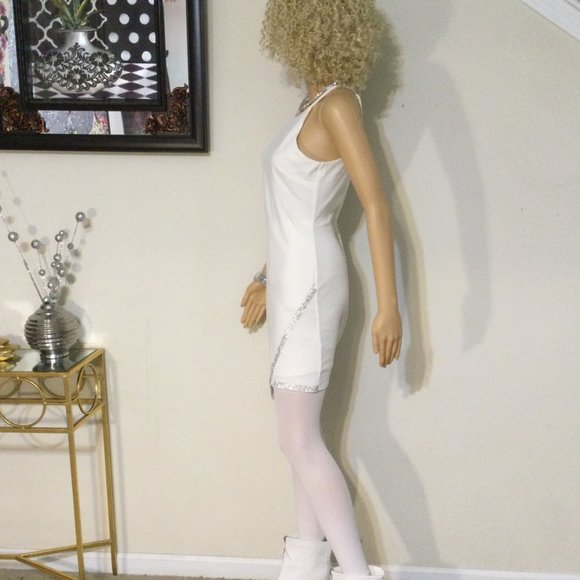 WHITE PARTY DRESS WITH SPARKLES!  MEDIUM - Picture 6 of 8